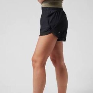Athleta Mesh Racer Shorts Sz XS Black